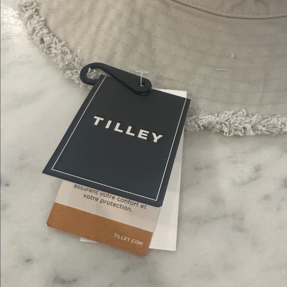 Tilley Hat - Picture 5 of 13